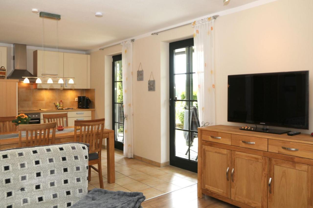 Ferienwohnung Sonnenhang-Hartmann オルスベルク エクステリア 写真